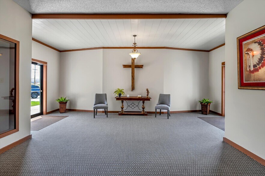 More Photos Of 140 North Point Prairie Rd, Wentzville Religious Facility For Sale