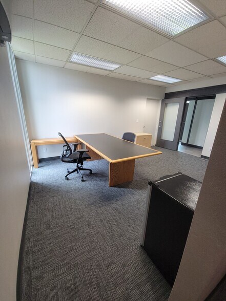 More Photos Of 12202 Pacific Ave S, Tacoma Medical For Sale