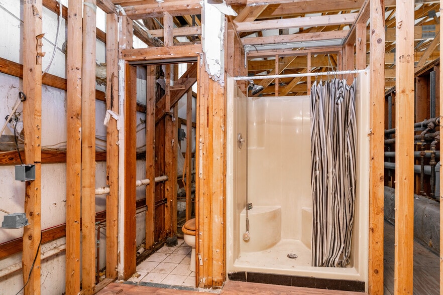 More Photos Of 1801 Eden Rd, Millville Distribution For Sale