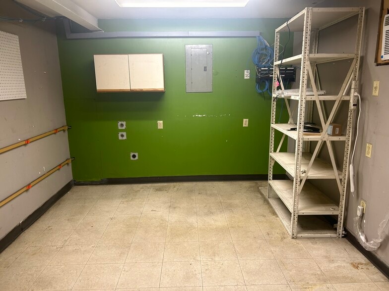 More Photos Of 5151 E 56th Ave, Commerce City Manufacturing For Sale