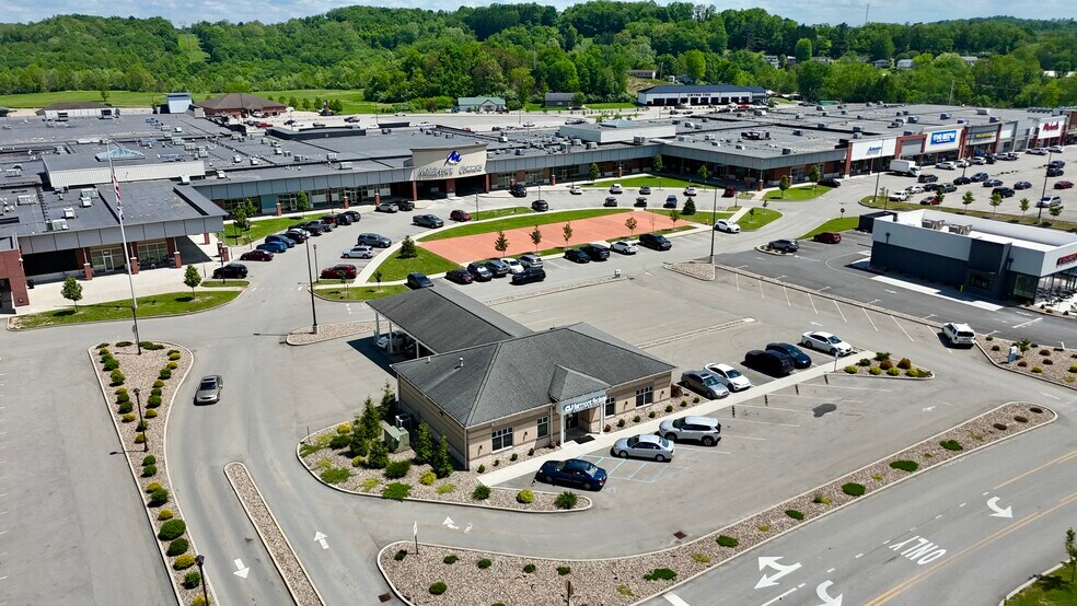 More Photos Of 2600 Middletown Commons, White Hall Unknown For Lease