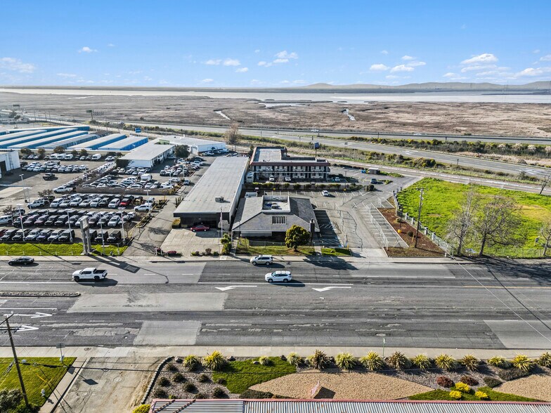 More Photos Of 4355 Sonoma Blvd, Vallejo Restaurant For Sale