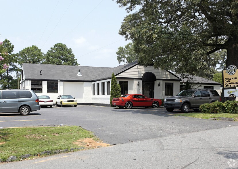 Primary Photo Of 563 Trabert Ave NW, Atlanta Flex For Sale
