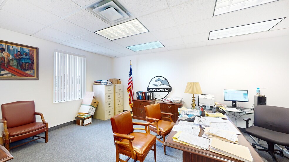 More Photos Of 31-21 31st St, Long Island City Office For Lease