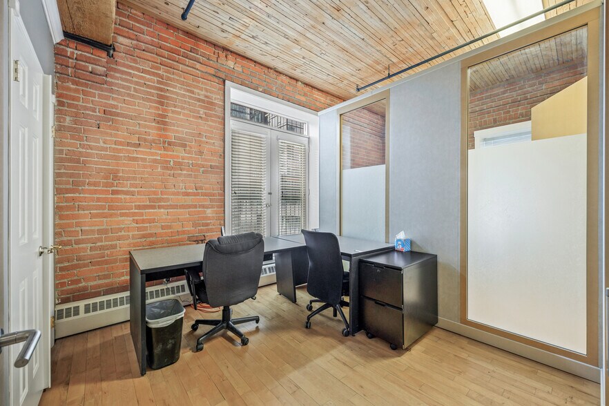 More Photos Of 535 10th Ave SW, Calgary Apartments For Sale