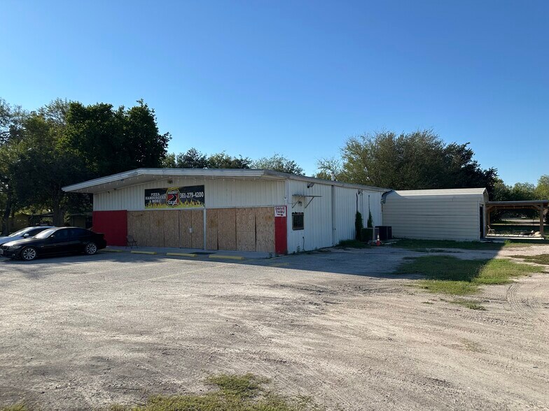 More Photos Of 806 E Gravis St, San Diego Freestanding For Sale