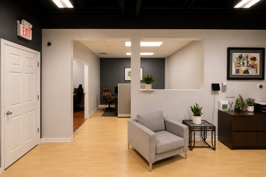 More Photos Of 935 N Plum Grove Rd, Schaumburg Office For Sale