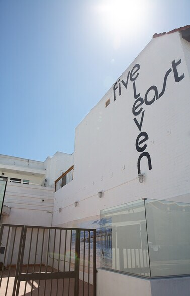 More Photos Of 511 E Balboa Blvd, Newport Beach Storefront Retail Residential For Sale