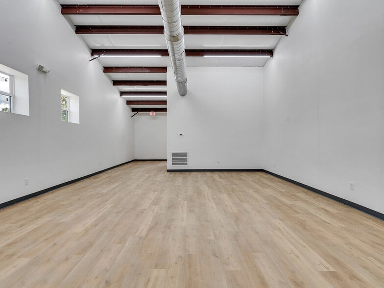 More Photos Of 8382 Miller Rd, Magnolia Industrial For Sale