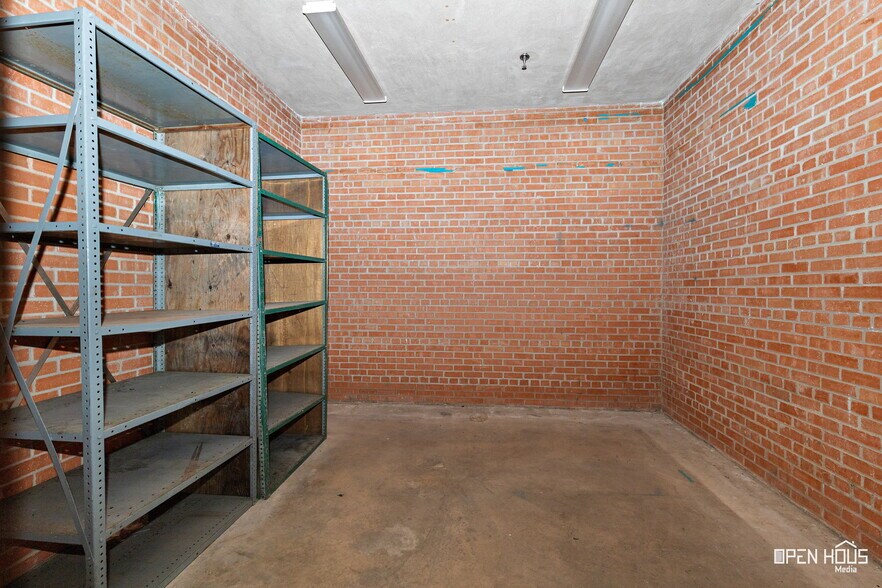 More Photos Of 2200 5th St, Wichita Falls Warehouse For Sale