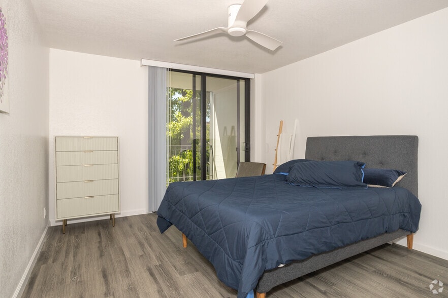 More Photos Of 2701 Capitol Ave, Sacramento Apartments For Lease