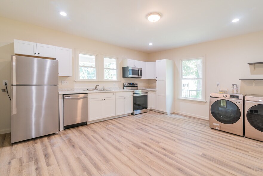 More Photos Of 506 E Marion St, Shelby Apartments For Sale