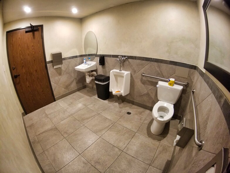 More Photos Of 20220-20234 State Rd, Cerritos Office For Lease