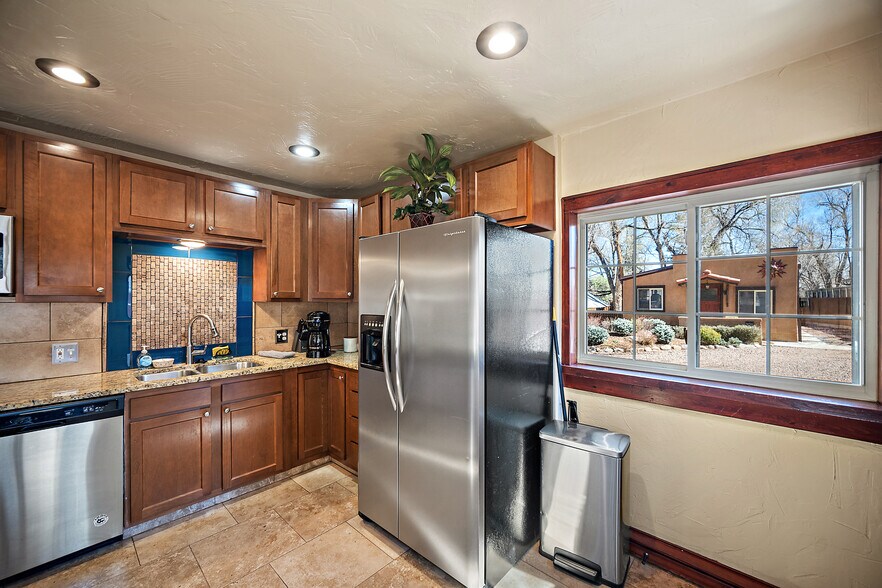 More Photos Of 1929 Woodburn St, Colorado Springs Multifamily For Sale