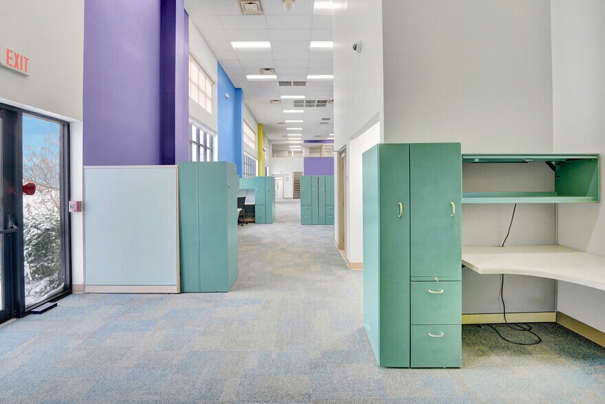 More Photos Of 26 Steele Ave, Arcade Office For Lease