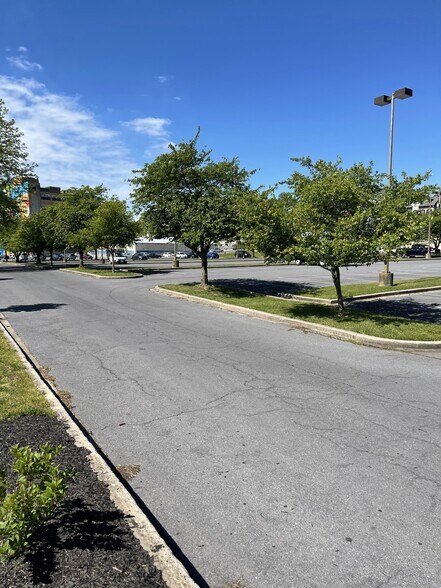 More Photos Of 100 Summit Ave, Hagerstown Office For Sale