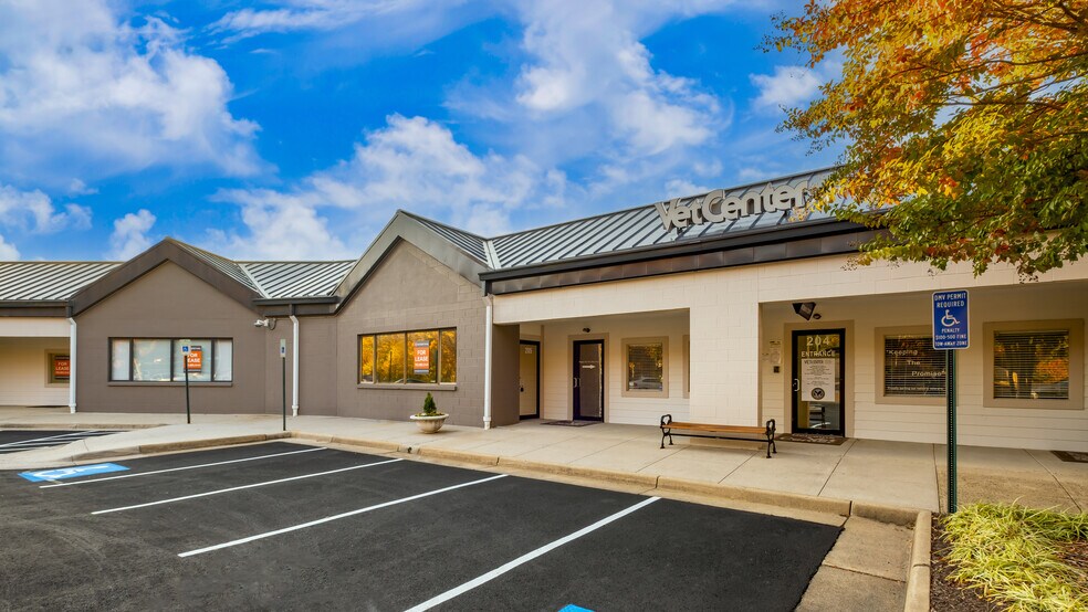 More Photos Of 6911-6940 Telegraph Rd, Alexandria General Retail For Lease