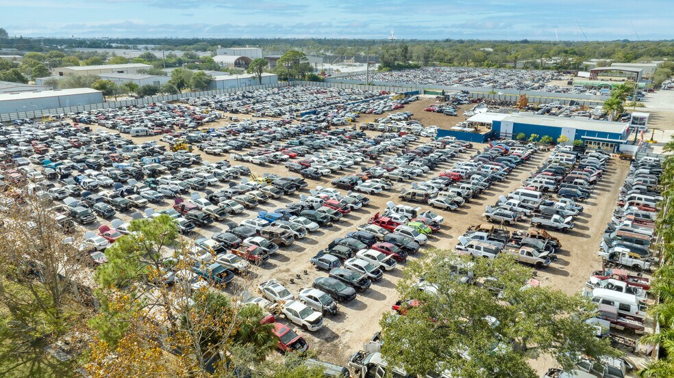 More Photos Of 2000 63rd Ave E, Bradenton Land For Lease