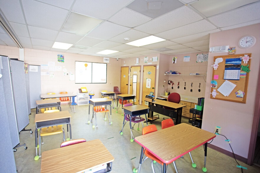 More Photos Of 3925 Red Bug Lake Rd, Casselberry Specialty For Sale