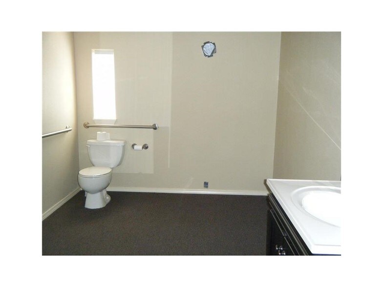 More Photos Of 4823 Har-ber Ave, Springdale Office For Sale