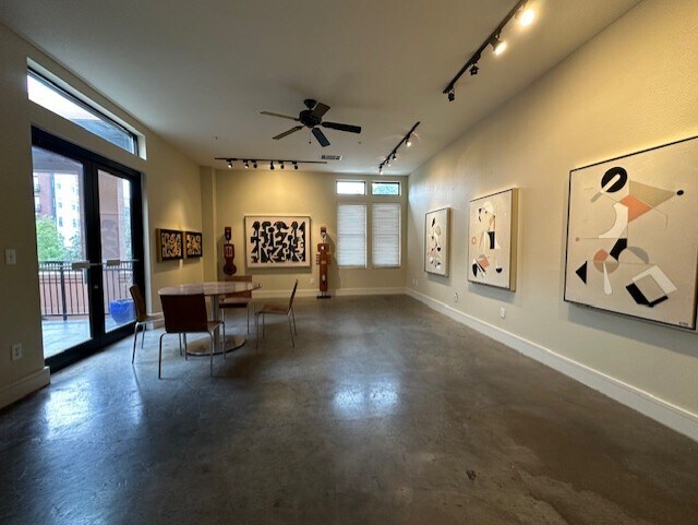 More Photos Of 3699 McKinney Ave, Dallas Freestanding For Lease