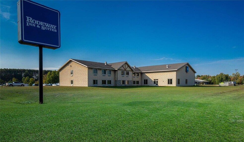 More Photos Of 1738 Comfort Dr, Tomahawk Hotel For Sale