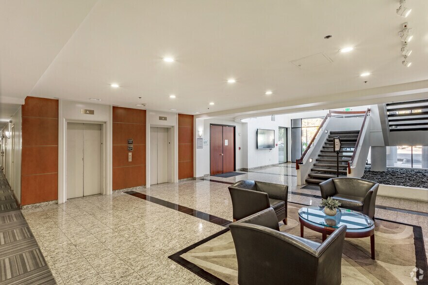 More Photos Of 97 E Brokaw Rd, San Jose Loft Creative Space For Lease