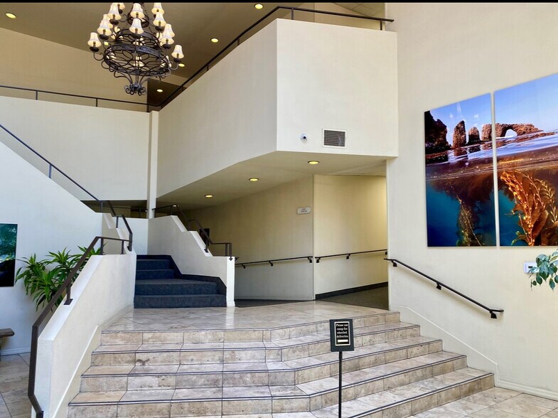 More Photos Of 1601 Carmen Dr, Camarillo Medical For Lease