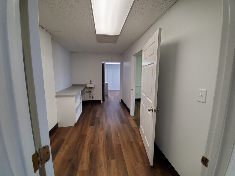More Photos Of 1716 NC 39 Hwy S, Louisburg Office For Lease