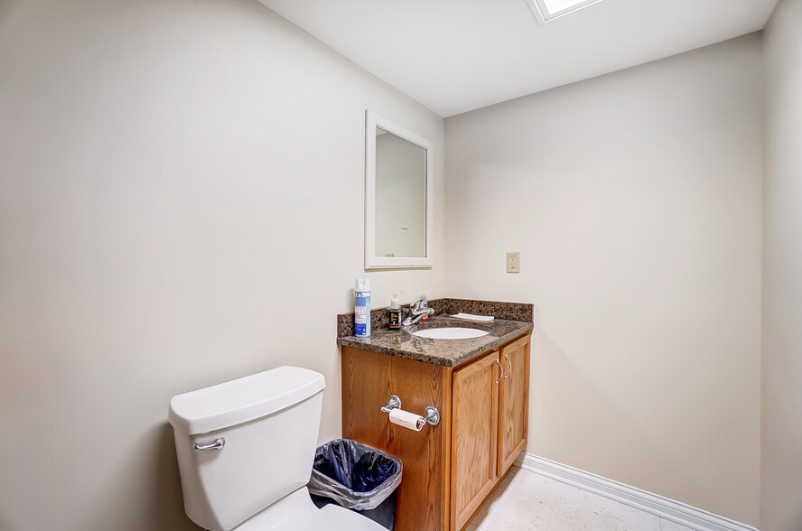 More Photos Of 4961 Cemetery Rd, Hilliard Loft Creative Space For Sale