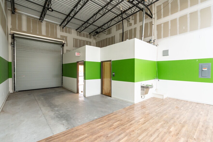 More Photos Of 12301 Rojas Dr, El Paso Light Distribution For Sale