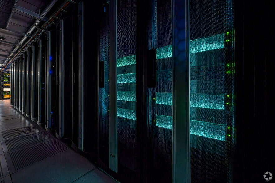 More Photos Of 3250 Wilshire Blvd, Los Angeles Office For Lease