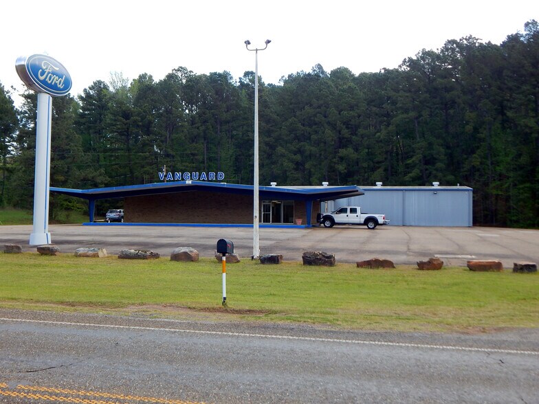 More Photos Of 143 Texas Highway 49, Hughes Springs Auto Repair For Sale