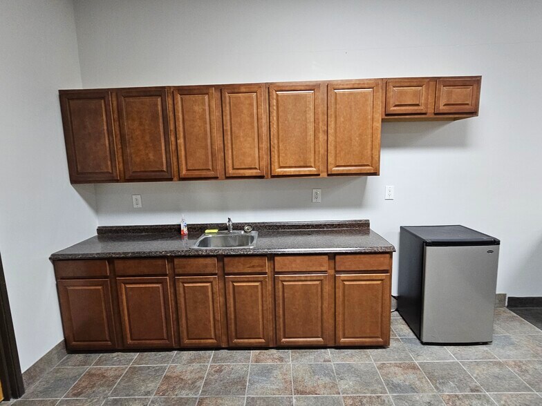 More Photos Of 7950-7994 N Lilley Rd, Canton Light Distribution For Sale