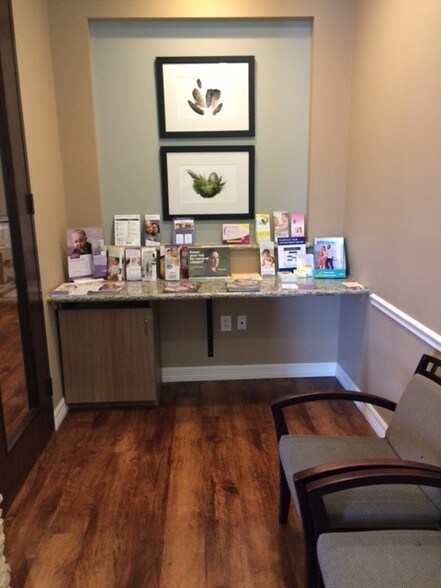 More Photos Of 2222 Greenhouse Rd, Houston Medical For Sale