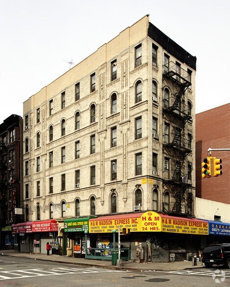 More Photos Of 197 Madison St, New York Apartments For Sale
