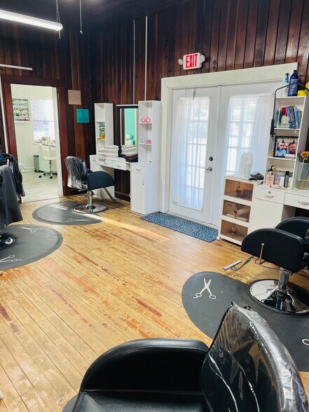 More Photos Of 480 SR 80, LaBelle Freestanding For Sale