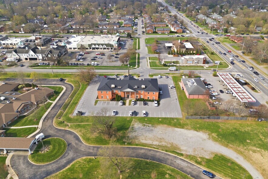 More Photos Of 1313 Lyndon Ln, Louisville Office For Sale