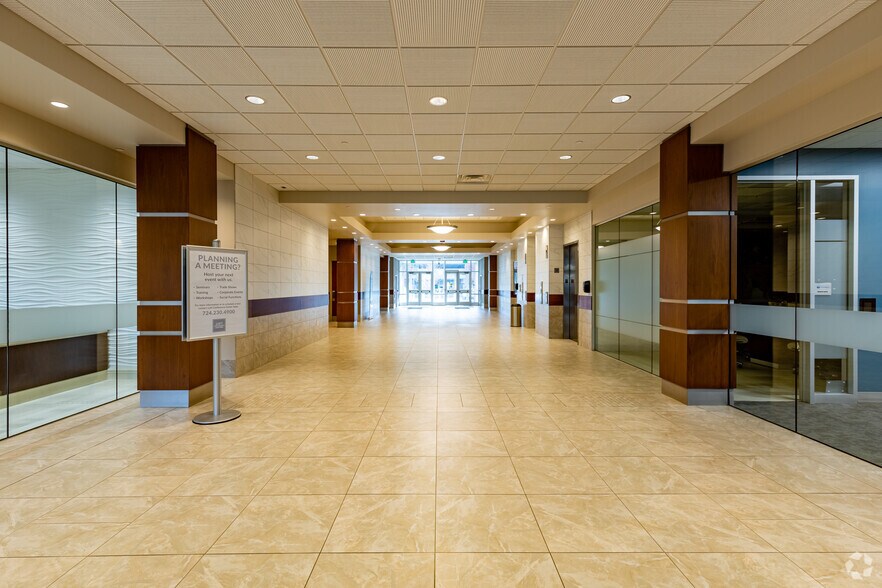 More Photos Of 1000 Noble Energy Dr, Canonsburg Office For Lease