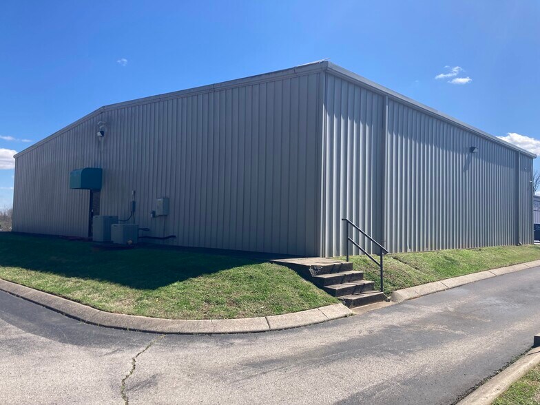 More Photos Of 2484 Park Plus Dr, Columbia Industrial For Lease