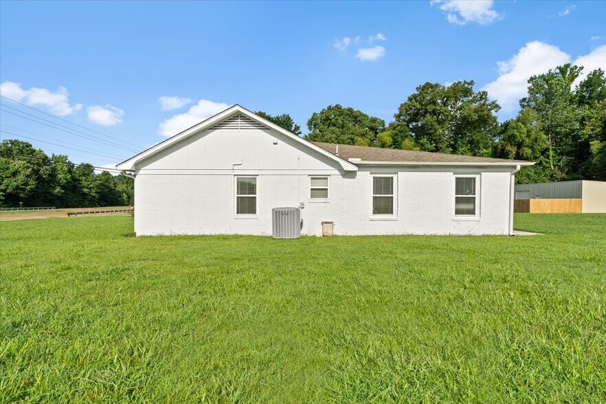 More Photos Of 2855 Us-64 Hwy, Eads Office For Sale