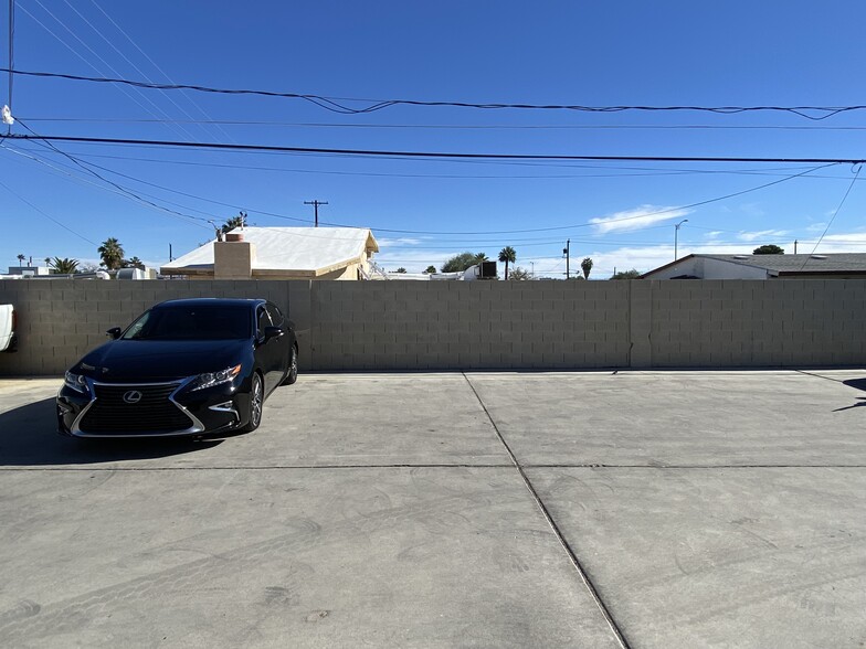 More Photos Of 1401 S Eastern Ave, Las Vegas Office For Sale