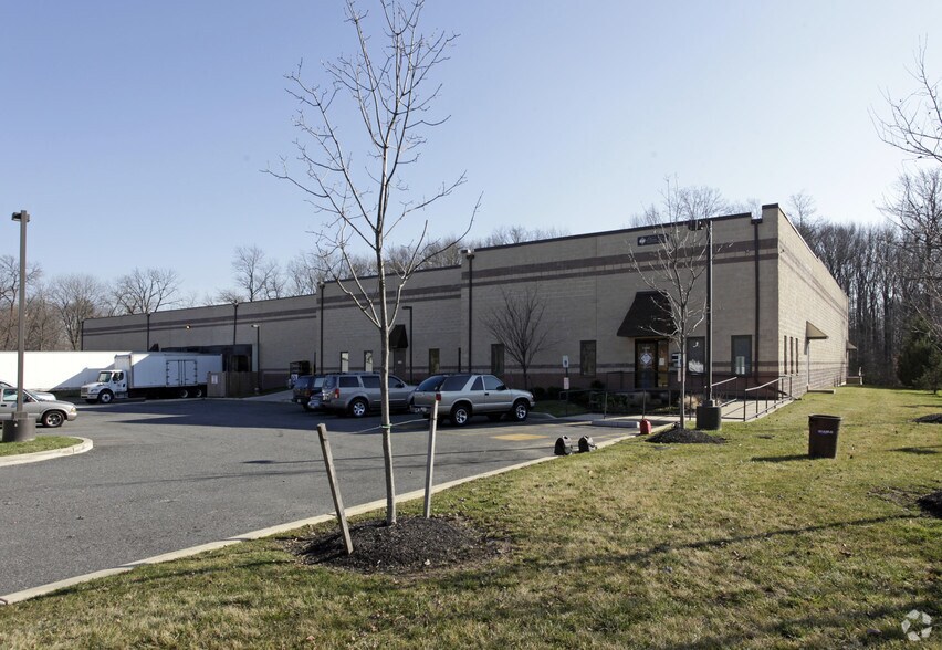 More Photos Of 1440 Wells Dr, Bensalem Distribution For Lease