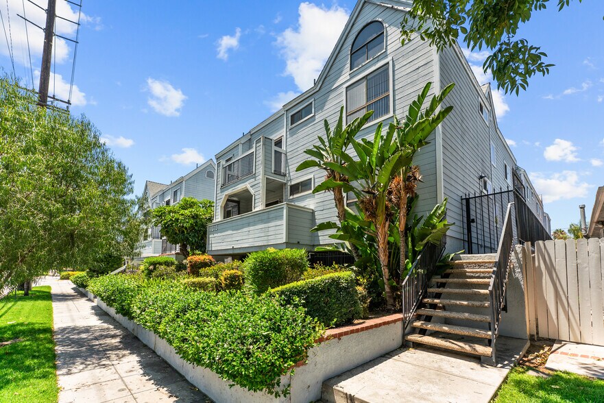 More Photos Of 1815 W Alameda Ave, Burbank Apartments For Sale