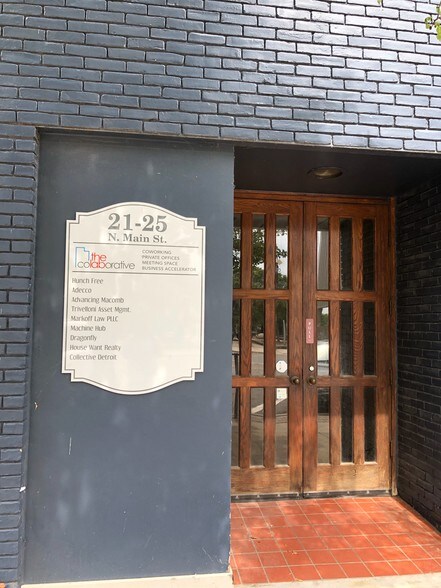 More Photos Of 21 N Main St, Mount Clemens Coworking Space