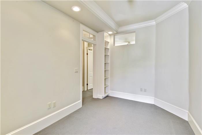 More Photos Of 421 S Washington St, Alexandria Storefront Retail Office For Sale