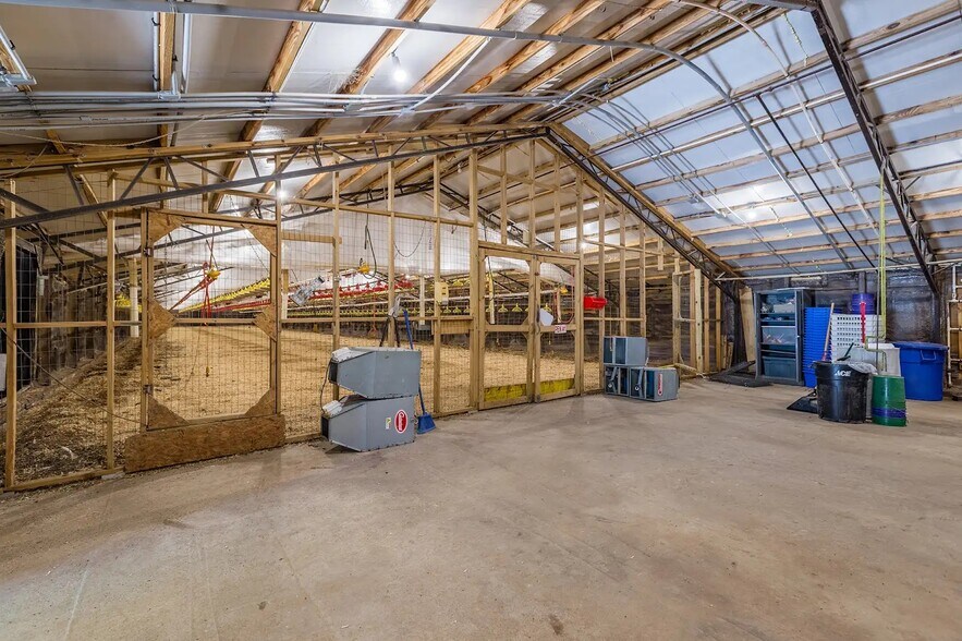 More Photos Of 4599 US Highway 84 W, Timpson Specialty For Sale