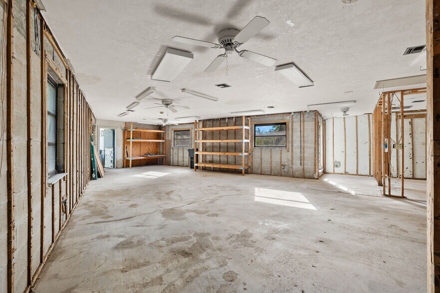 More Photos Of , Sanibel General Retail For Sale