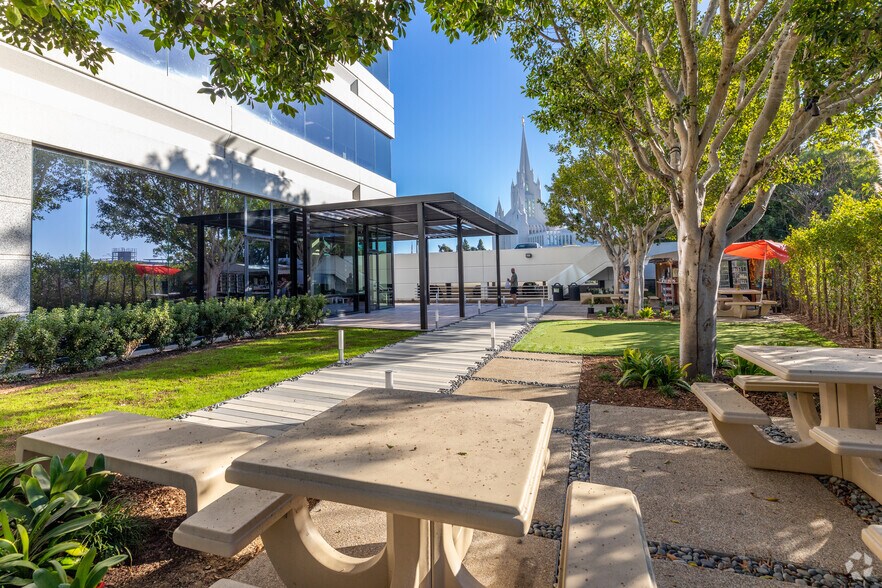More Photos Of 3655 Nobel Dr, San Diego Office For Lease
