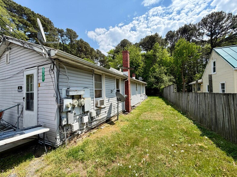 More Photos Of 5122 Main St, Grasonville Apartments For Sale